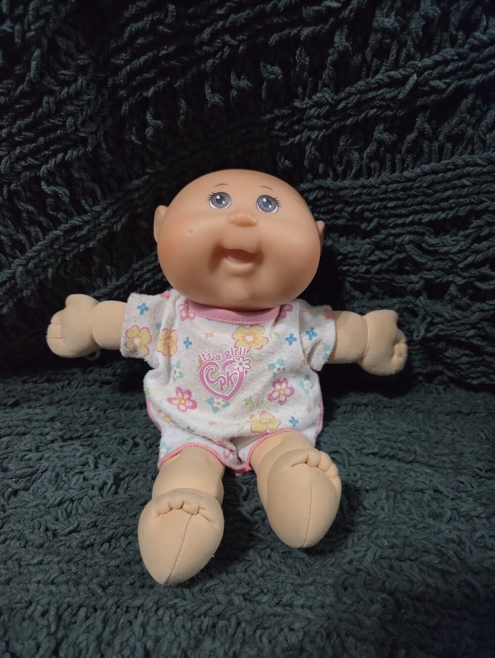 Vintage Jakks Pacific Cabbage Patch Kids Baby "It's a Girl"